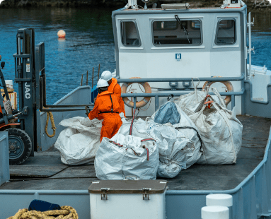 Garbage Disposal and wastes collecting services by white pigeon marine services